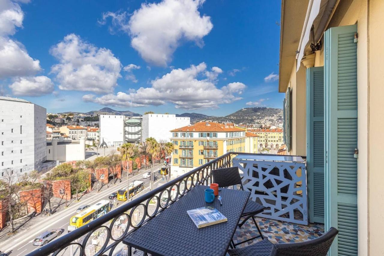 Le Voeu - Avec Vue Sur * Nizza